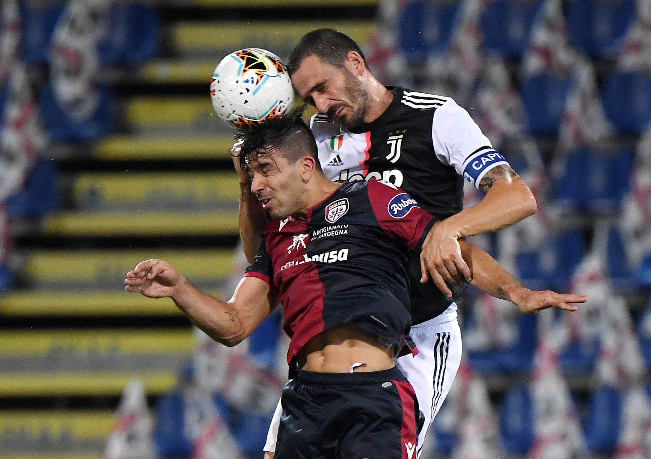 我国击剑队夺得两项团体赛铜牌